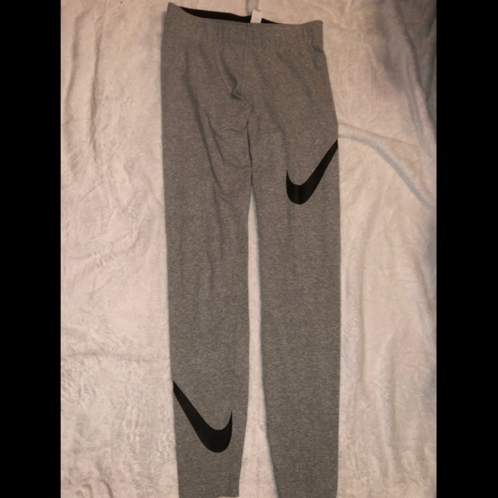 Nike swoosh leggings